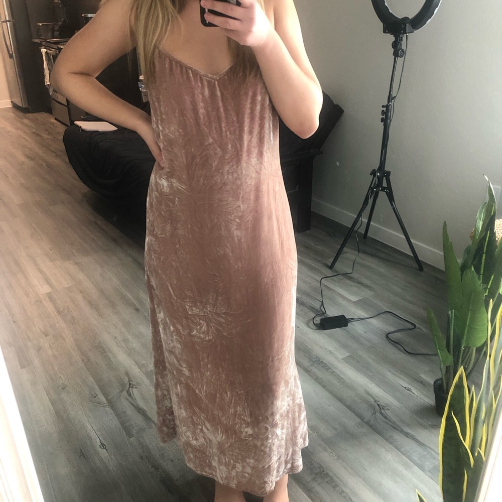 Reformation Gaia Dress pink velvet silk blend dress size medium